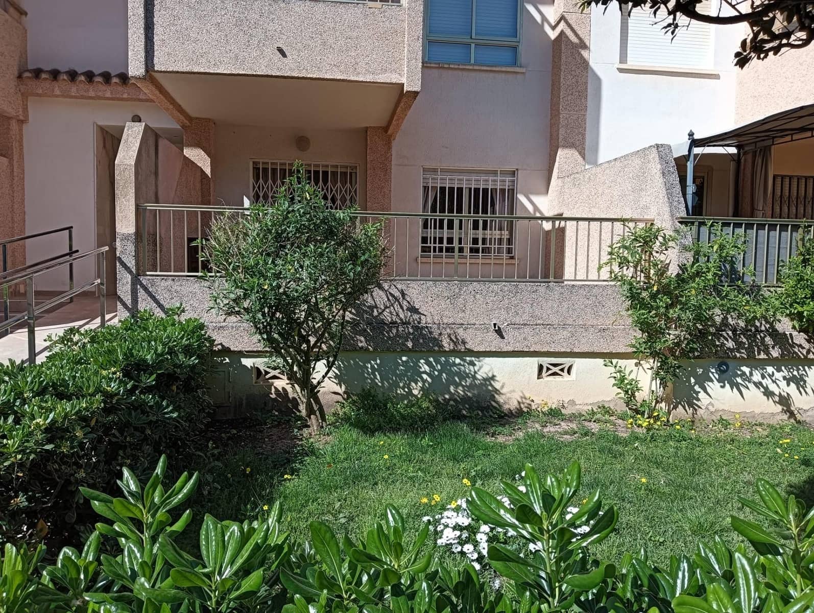 2 bedroom Apartment for sale in Gandia with pool - € 219,000 (Ref: 9843901)