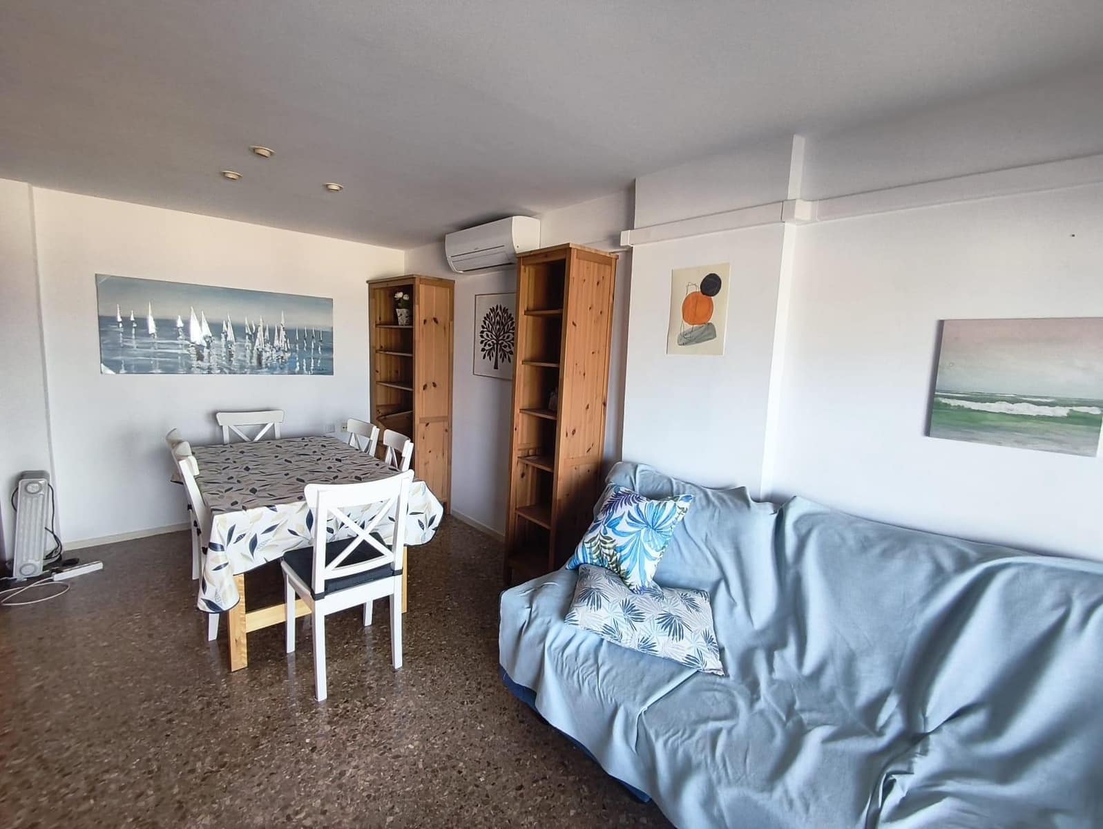   4 soveværelse   ferieLejlighed i Gandia   med   swimmingpool  garage  - € 1.200 (Ref: 9843902)