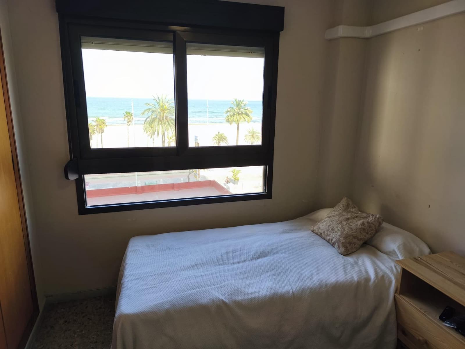   4 soveværelse   ferieLejlighed i Gandia   med   swimmingpool  garage  - € 1.200 (Ref: 9843902)