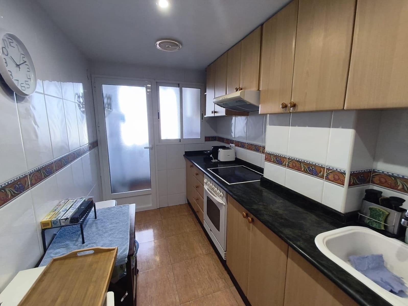   4 soveværelse   ferieLejlighed i Gandia   med   swimmingpool  garage  - € 1.200 (Ref: 9843902)