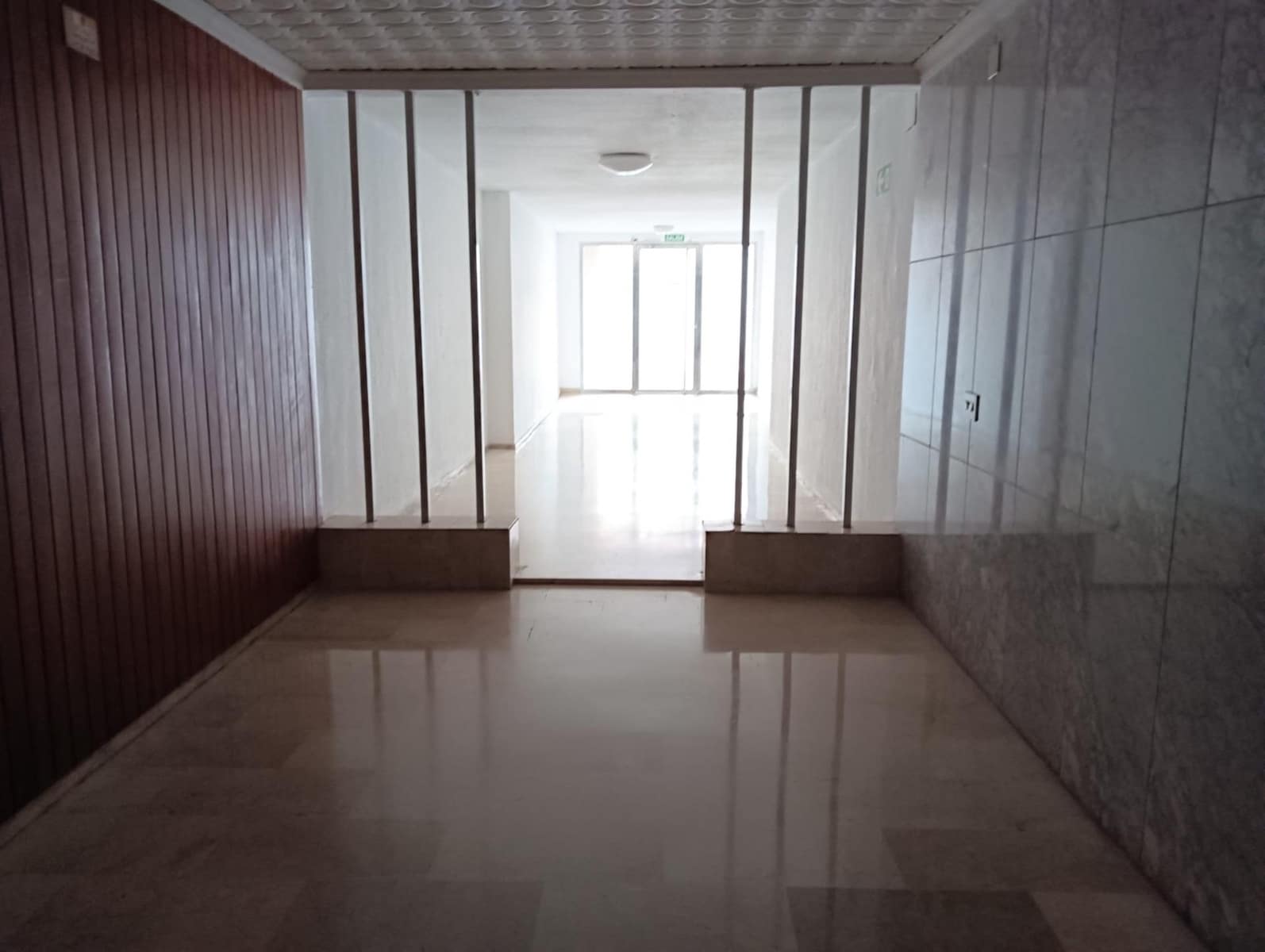   4 soveværelse   ferieLejlighed i Gandia   med   swimmingpool  garage  - € 1.200 (Ref: 9843902)