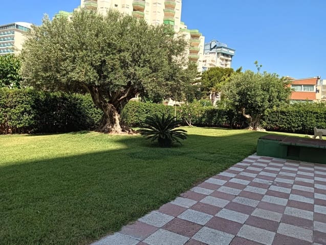 Appartement de 4 chambres de location de vacances à Gandia avec piscine garage - 1 200 € (Ref: 9843902)