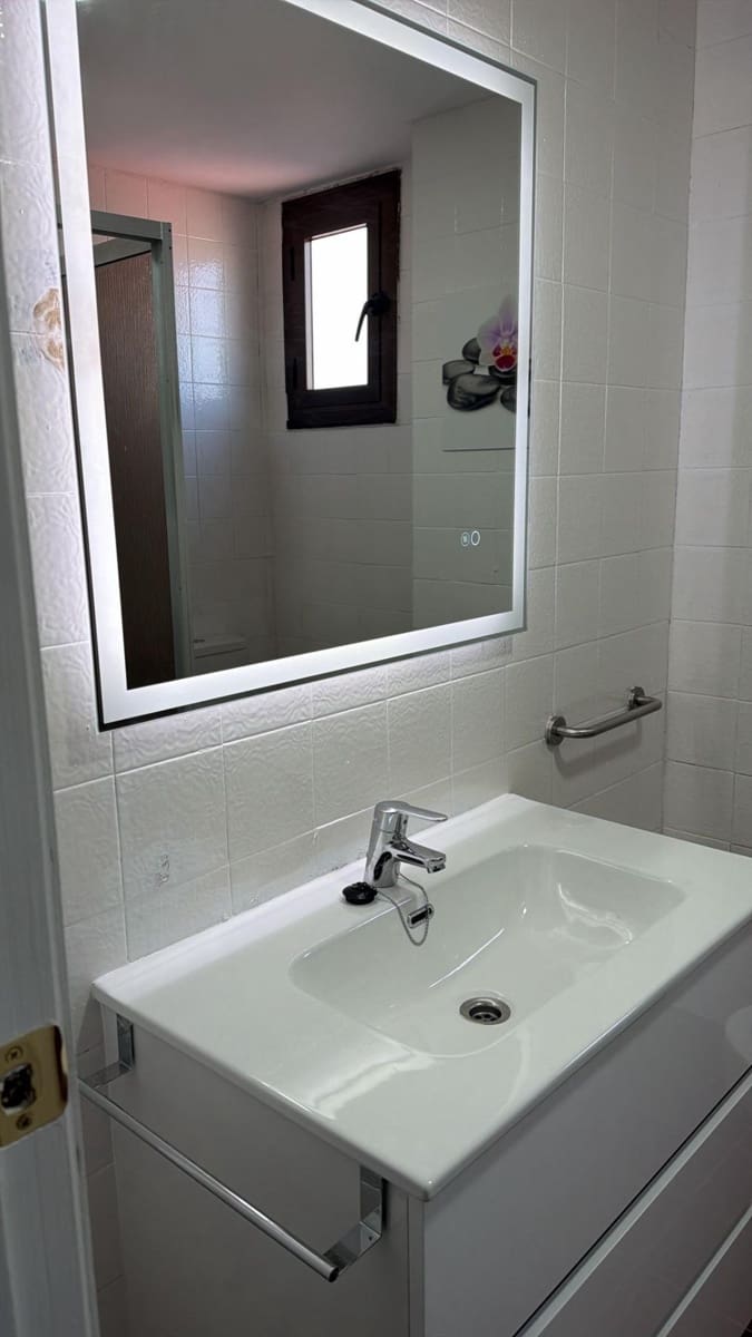 4 bedroom Apartment for holiday rental in Gandia with pool garage - € 1,200 (Ref: 9843902)