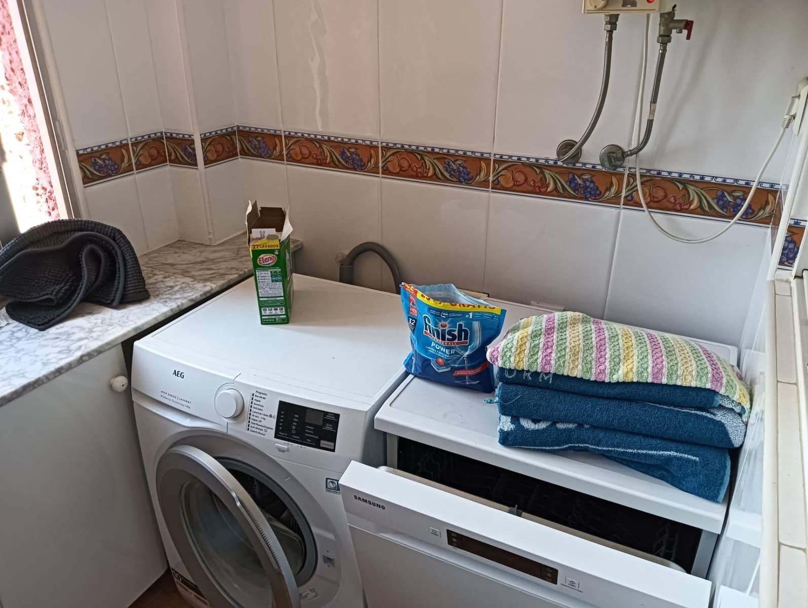 4 bedroom Apartment for holiday rental in Gandia with pool garage - € 1,200 (Ref: 9843902)