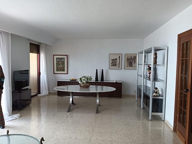 4 Zimmer Ferienapartment in Gandia mit Pool - 1.700 € (Ref: 9843903)