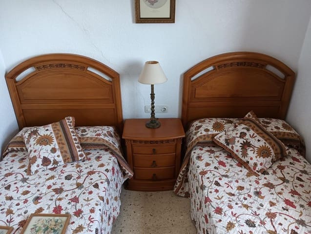 4 Zimmer Ferienapartment in Gandia mit Pool - 1.700 € (Ref: 9843903)