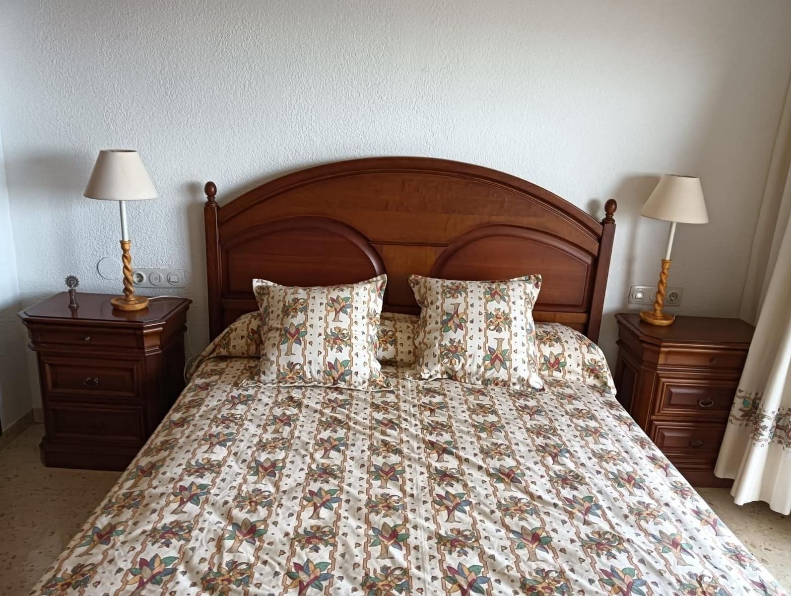 4 sovrum Lägenhet för semesterbostäder i Gandia med pool - 1 700 € (Ref: 9843903)