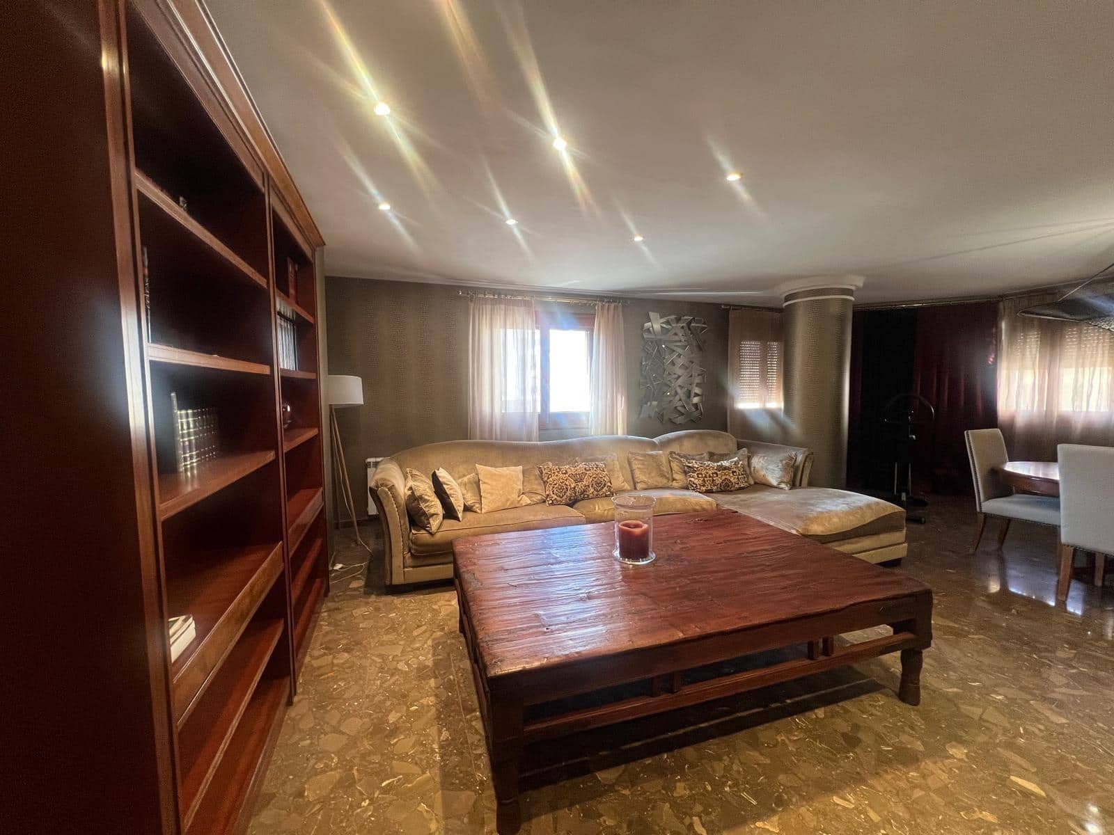 3 bedroom Flat for rent in Tavernes de la Valldigna - € 850 (Ref: 9843906)