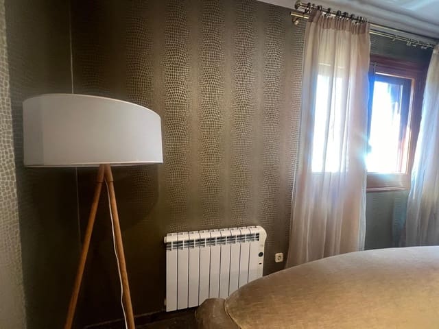 3 soverom Leilighet til leie i Tavernes de la Valldigna - € 850 (Ref: 9843906)