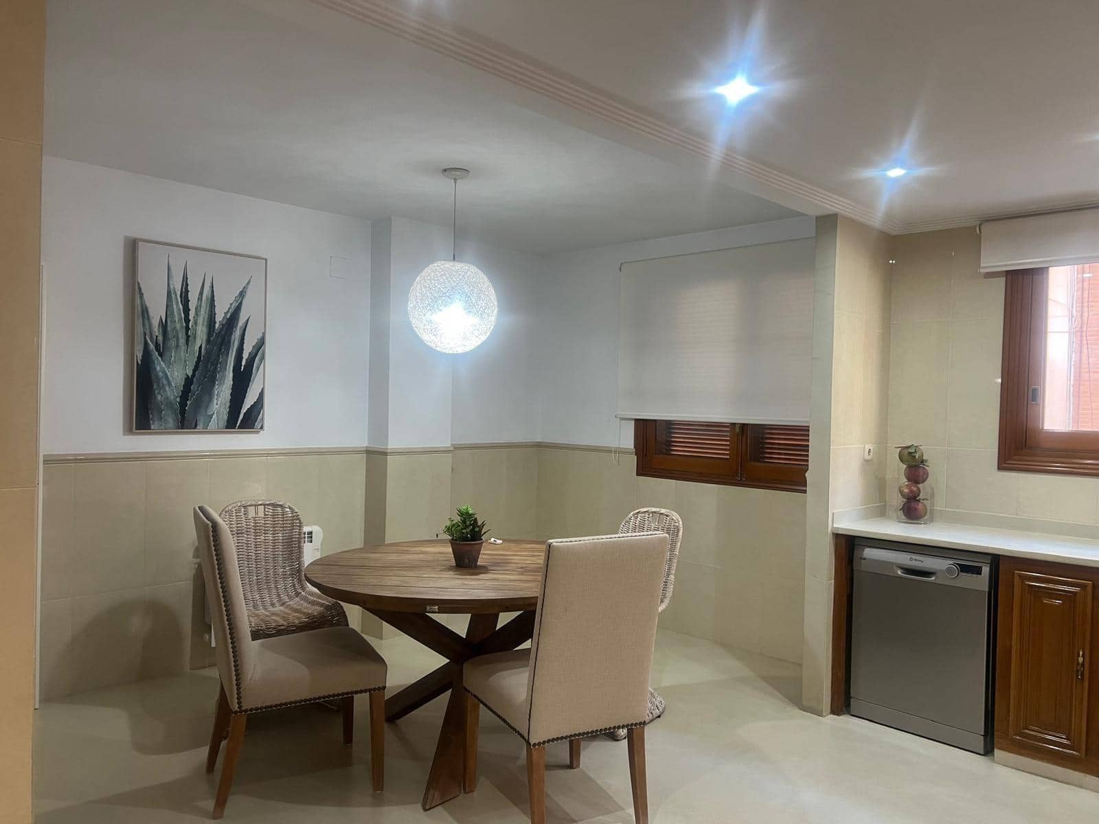 3 bedroom Flat for rent in Tavernes de la Valldigna - € 850 (Ref: 9843906)