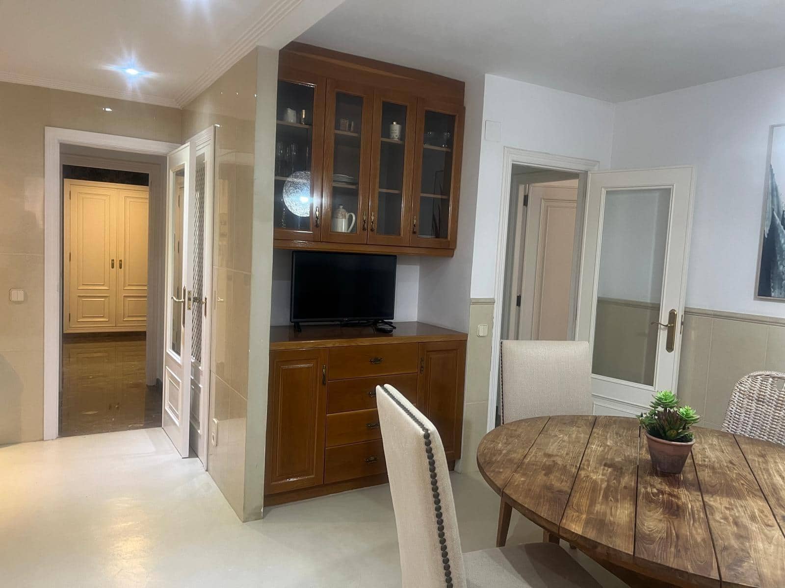 3 bedroom Flat for rent in Tavernes de la Valldigna - € 850 (Ref: 9843906)