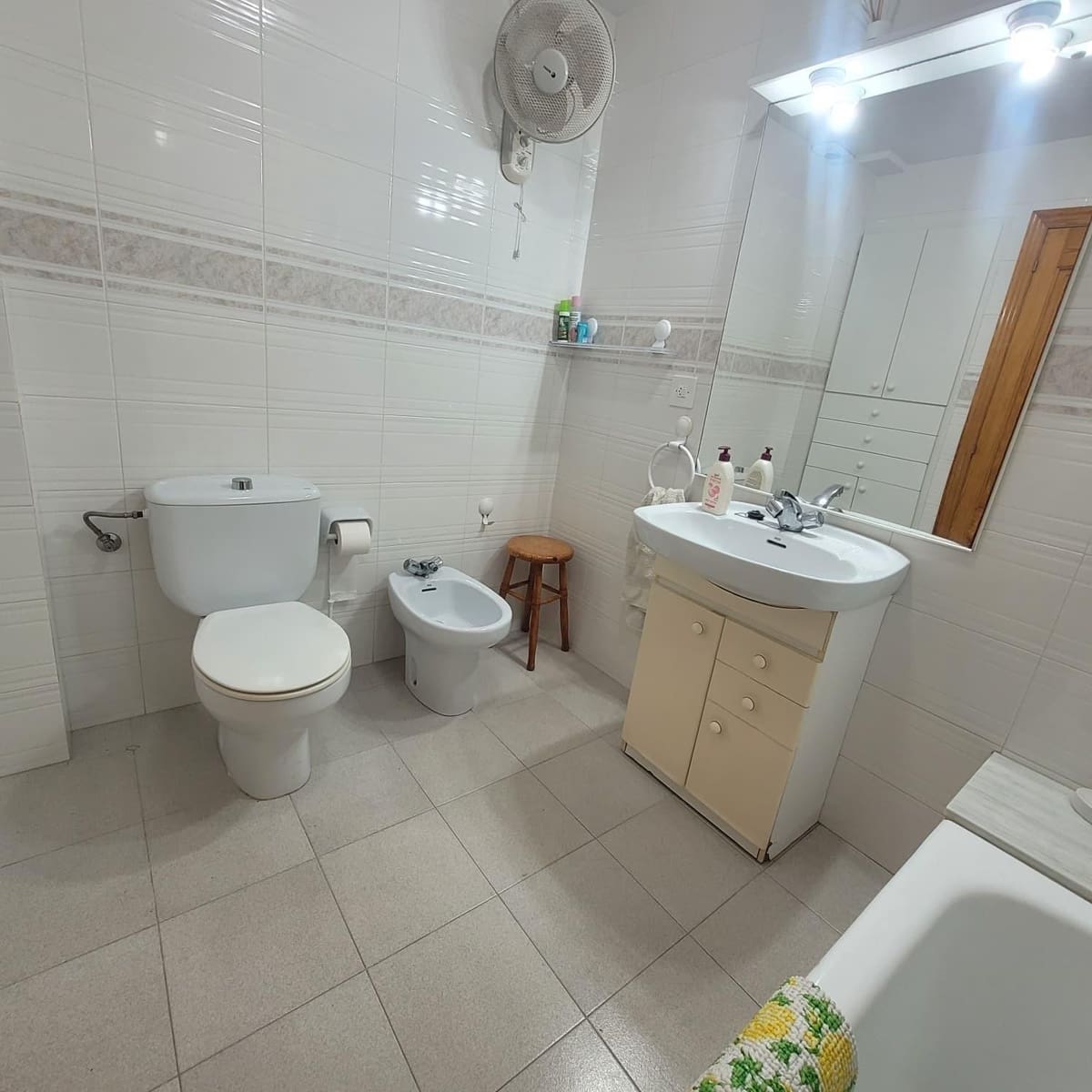 2 bedroom Beach Apartment for sale in Miramar - € 174,000 (Ref: 9843907)