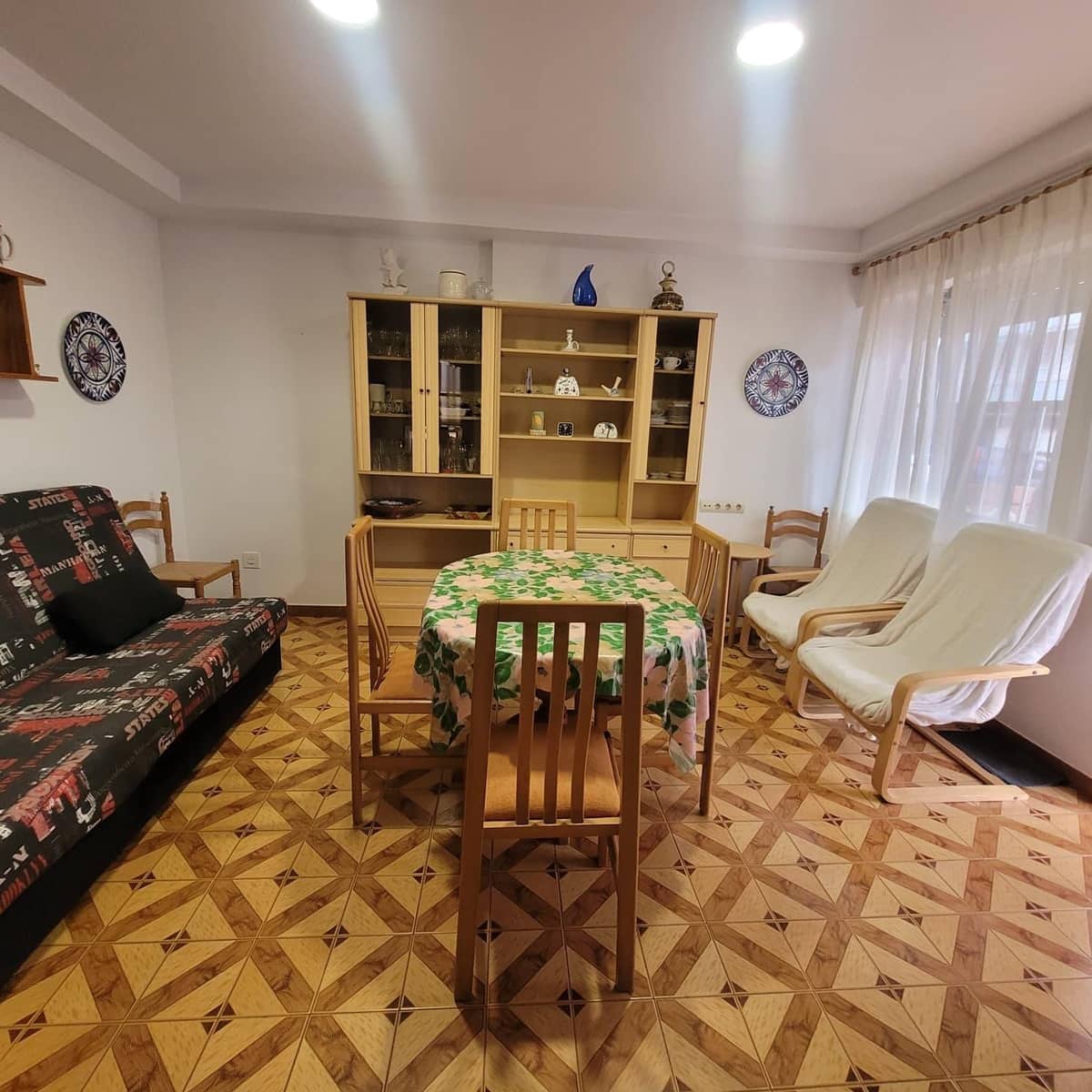 2 bedroom Beach Apartment for sale in Miramar - € 174,000 (Ref: 9843907)