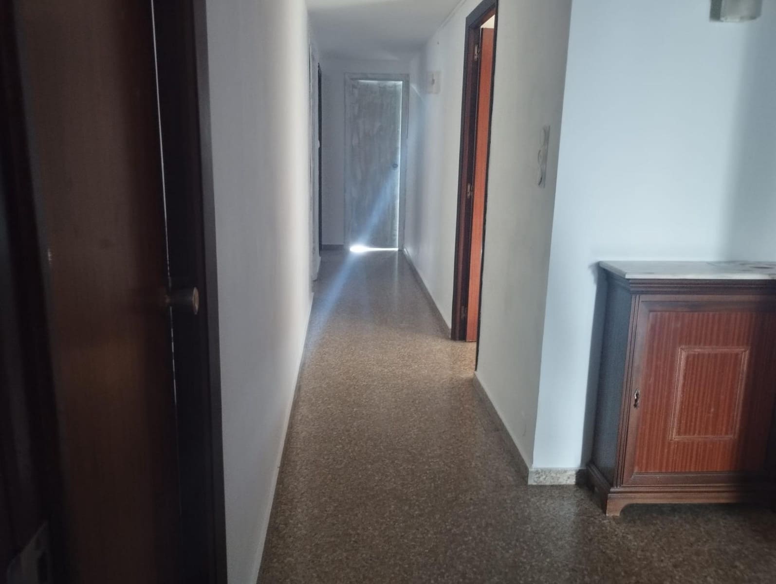 4 bedroom Apartment for rent in Gandia - € 900 (Ref: 9843908)