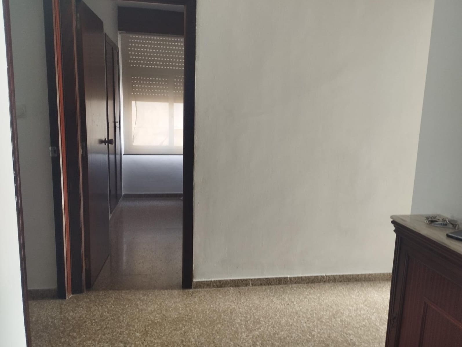 4 bedroom Apartment for rent in Gandia - € 900 (Ref: 9843908)