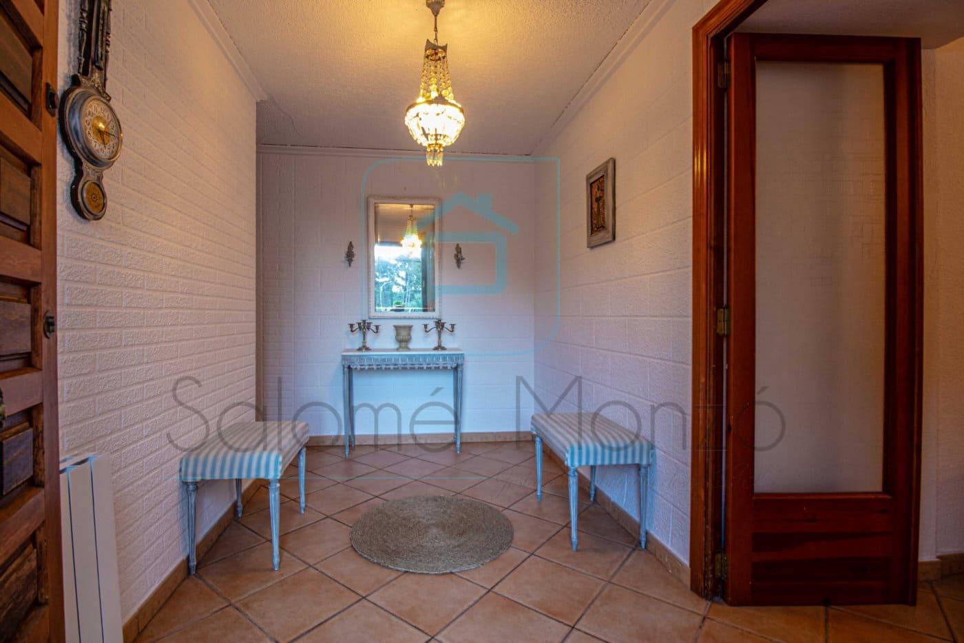 6 bedroom Finca/Country House for sale in Barx with pool - € 360,000 (Ref: 9843909)