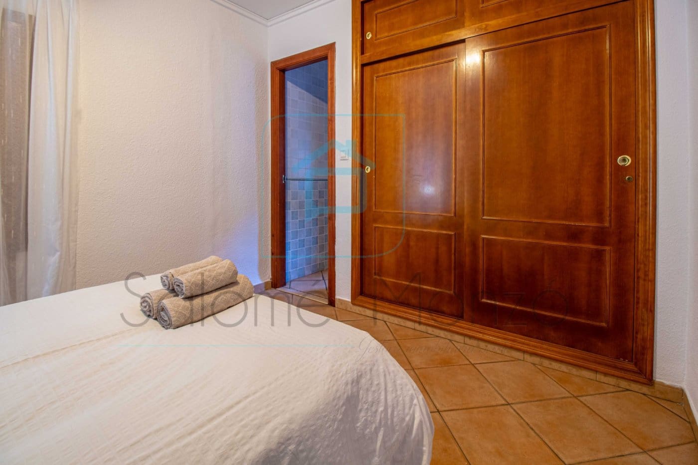 6 bedroom Finca/Country House for sale in Barx with pool - € 360,000 (Ref: 9843909)
