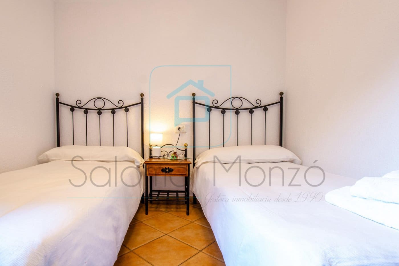 6 bedroom Finca/Country House for sale in Barx with pool - € 360,000 (Ref: 9843909)