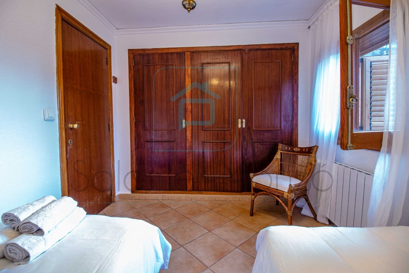 6 bedroom Finca/Country House for sale in Barx with pool - € 360,000 (Ref: 9843909)