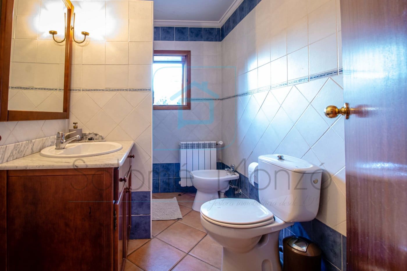 6 bedroom Finca/Country House for sale in Barx with pool - € 360,000 (Ref: 9843909)