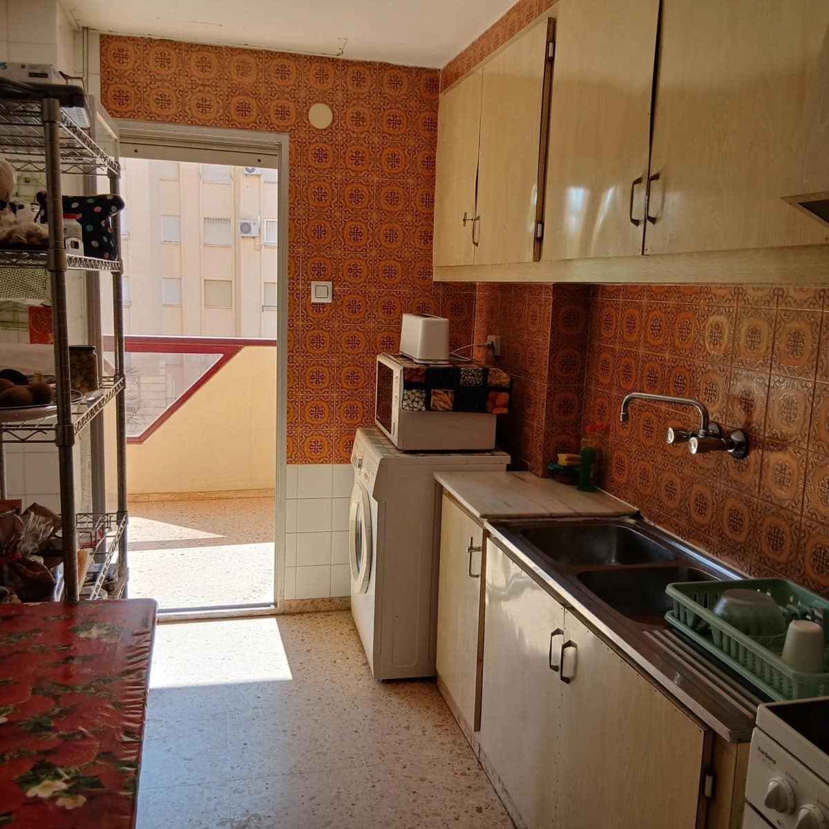 3 bedroom Apartment for rent in Gandia with pool garage - € 750 (Ref: 9843912)
