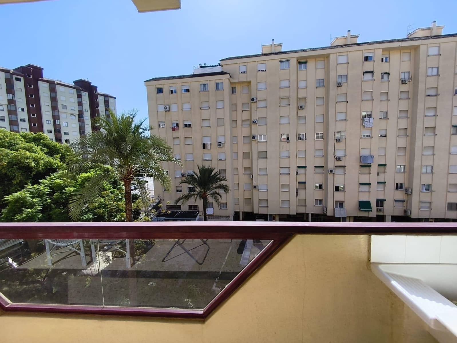 3 bedroom Apartment for rent in Gandia with pool garage - € 750 (Ref: 9843912)