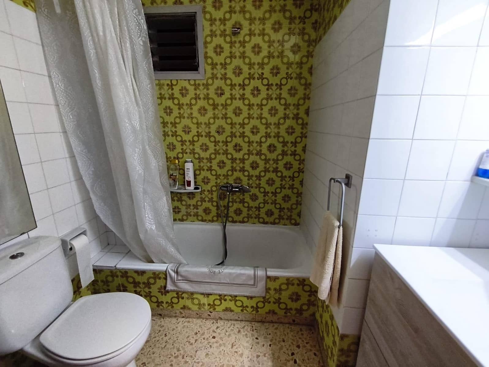 3 bedroom Apartment for rent in Gandia with pool garage - € 750 (Ref: 9843912)