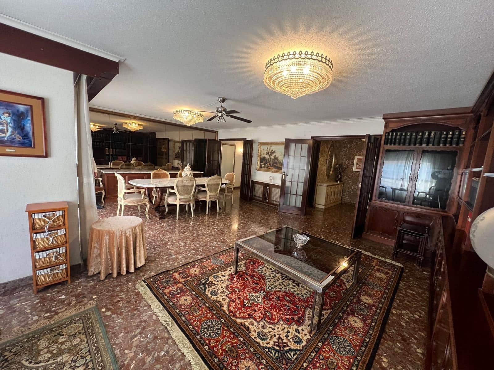 3 bedroom Flat for sale in Gandia - € 285,000 (Ref: 9843914)