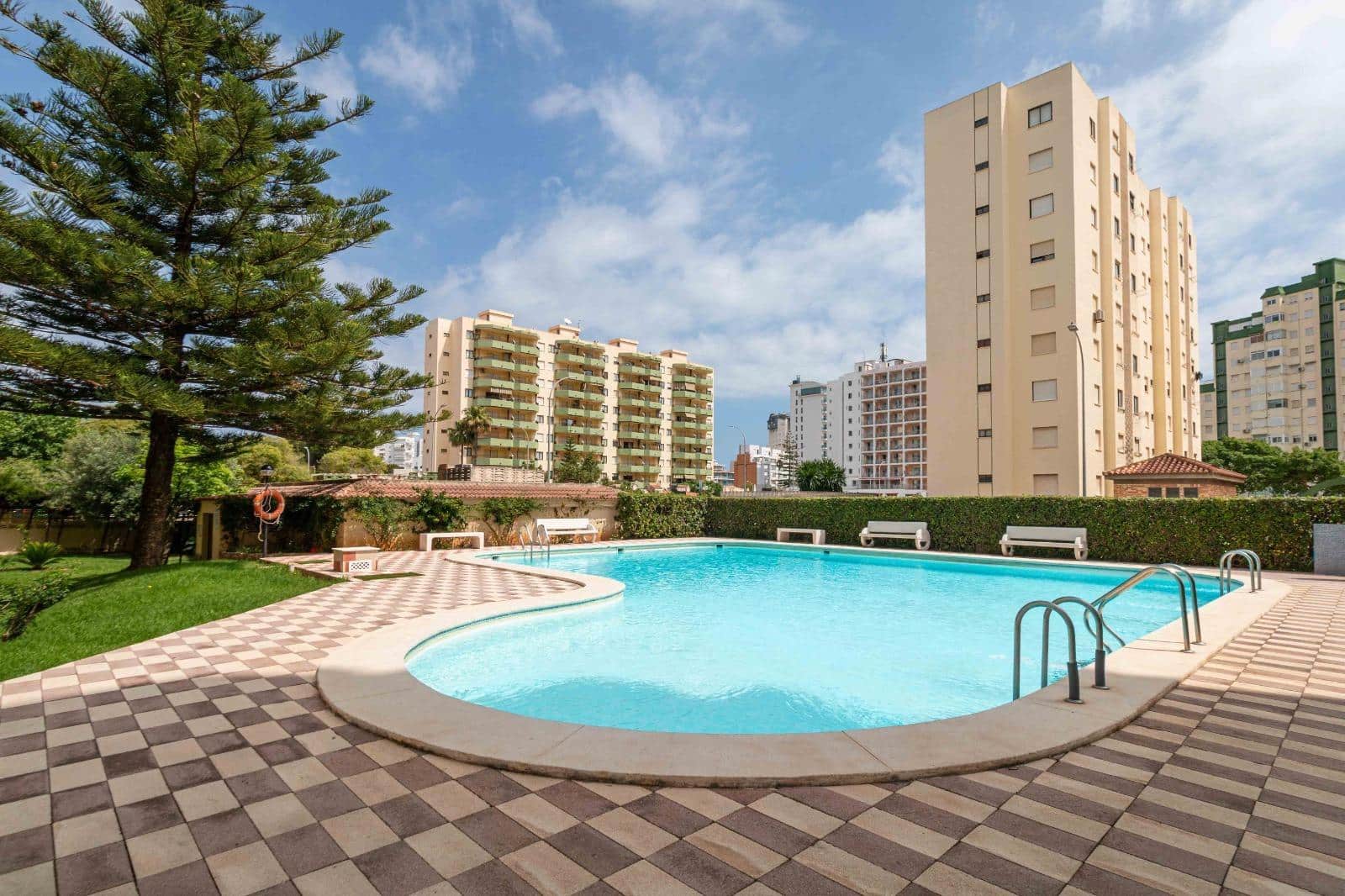 3 bedroom Apartment for sale in Gandia with pool garage - € 255,000 (Ref: 9843915)