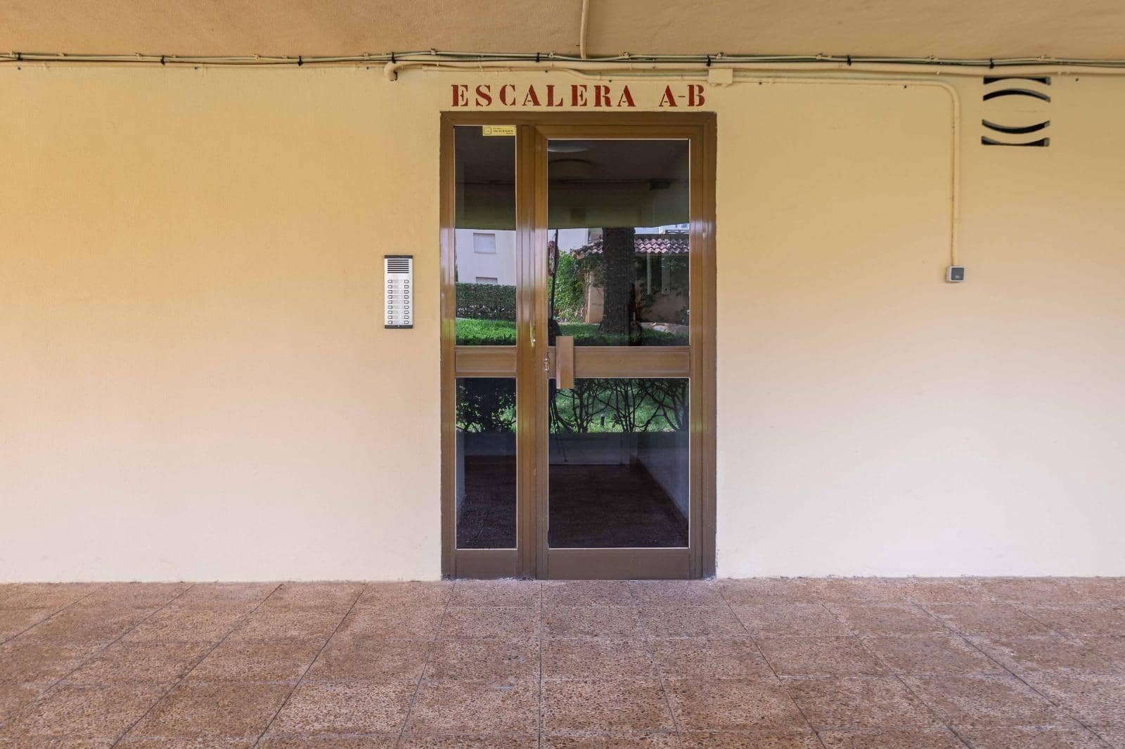 3 bedroom Apartment for sale in Gandia with pool garage - € 255,000 (Ref: 9843915)