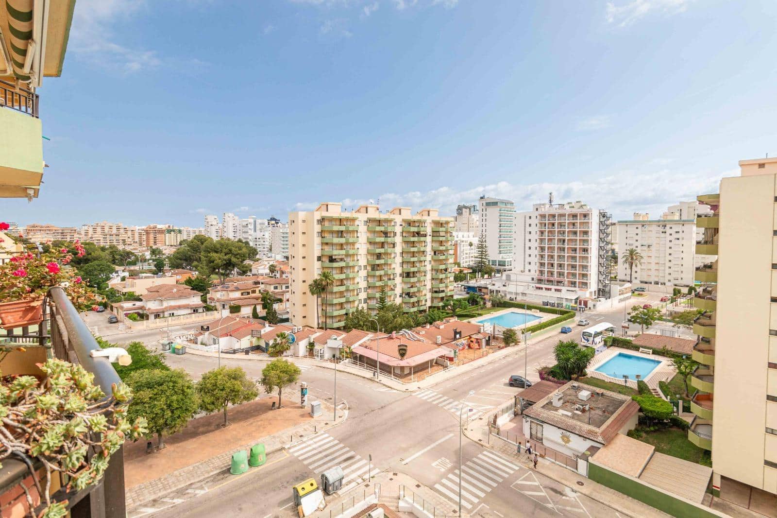 3 bedroom Apartment for sale in Gandia with pool garage - € 255,000 (Ref: 9843915)