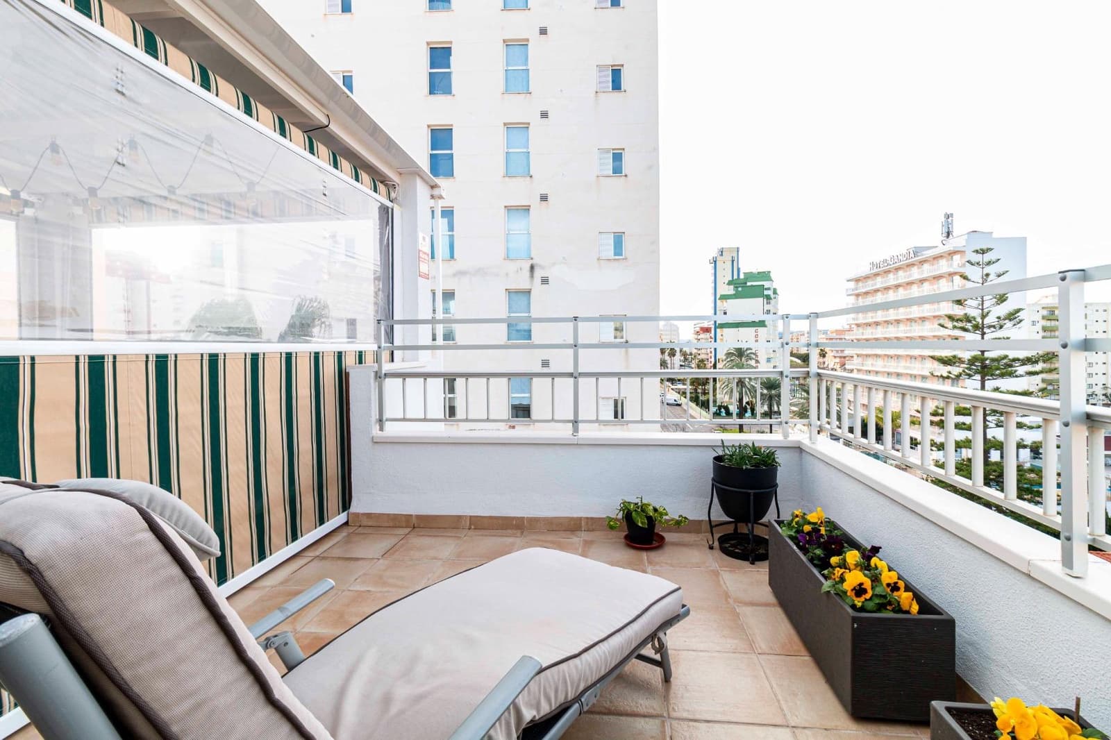 3 camera da letto Attico in vendita in Gandia con piscina garage - 450.000 € (Rif: 9843917)