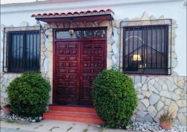 2 slaapkamer Finca/Landhuis te koop in Marchuquera, Gandia met zwembad garage - € 190.000 (Ref: 9843918)