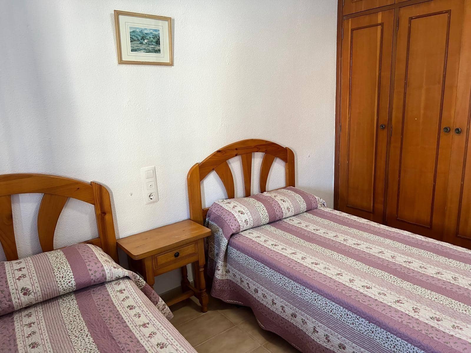 1 slaapkamer Appartement voor vakantieverhuur in Gandia met zwembad - € 1.600 (Ref: 9843922)