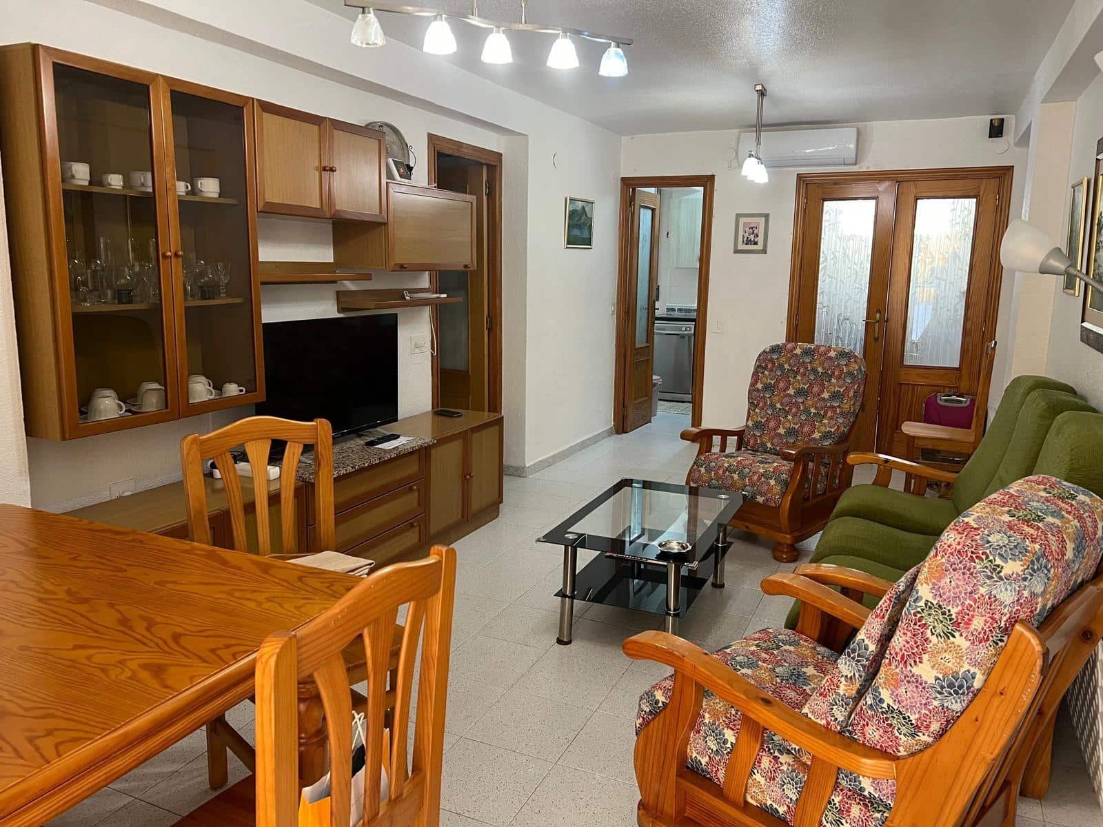 2 bedroom Apartment for holiday rental in Gandia - € 1,500 (Ref: 9843923)
