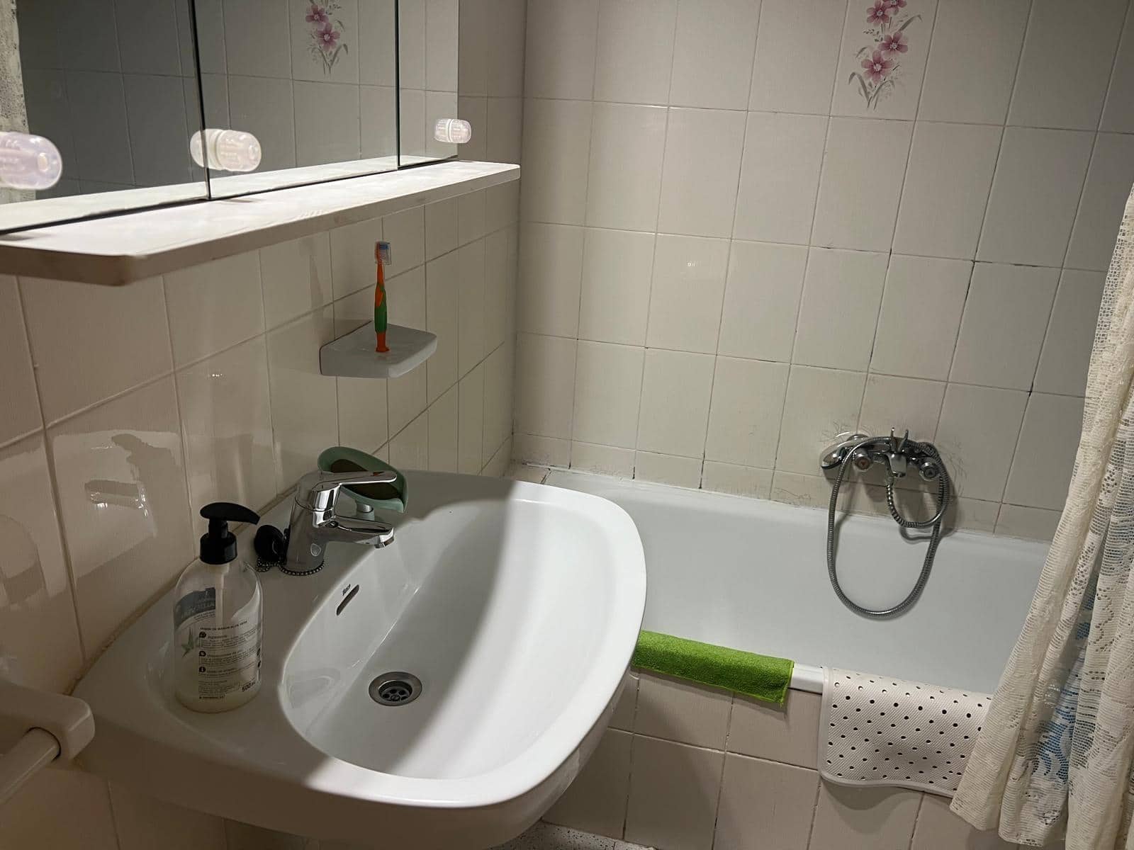 2 bedroom Apartment for holiday rental in Gandia - € 1,500 (Ref: 9843923)