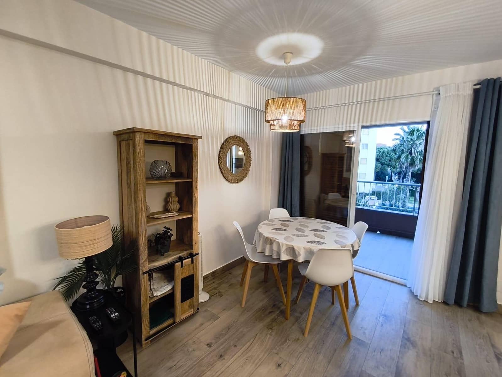 3 soverom Leilighet til salgs i Gandia med svømmebasseng garasje - € 2 100 (Ref: 9843925)