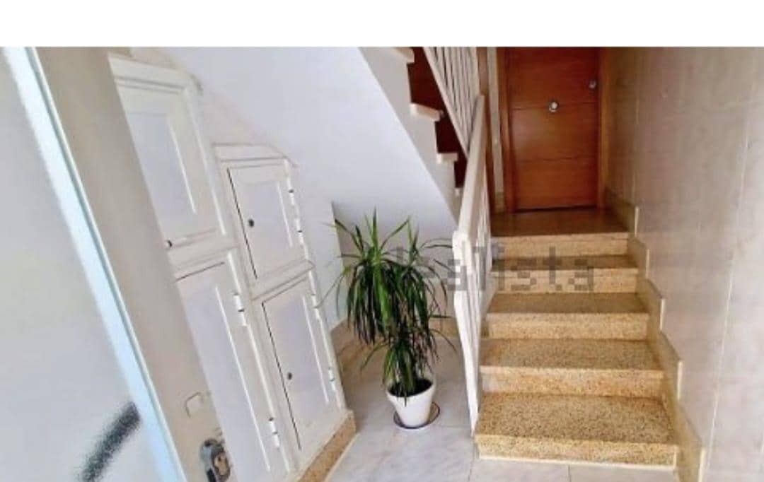 2 bedroom Apartment for holiday rental in Gandia - € 1,530 (Ref: 9843926)