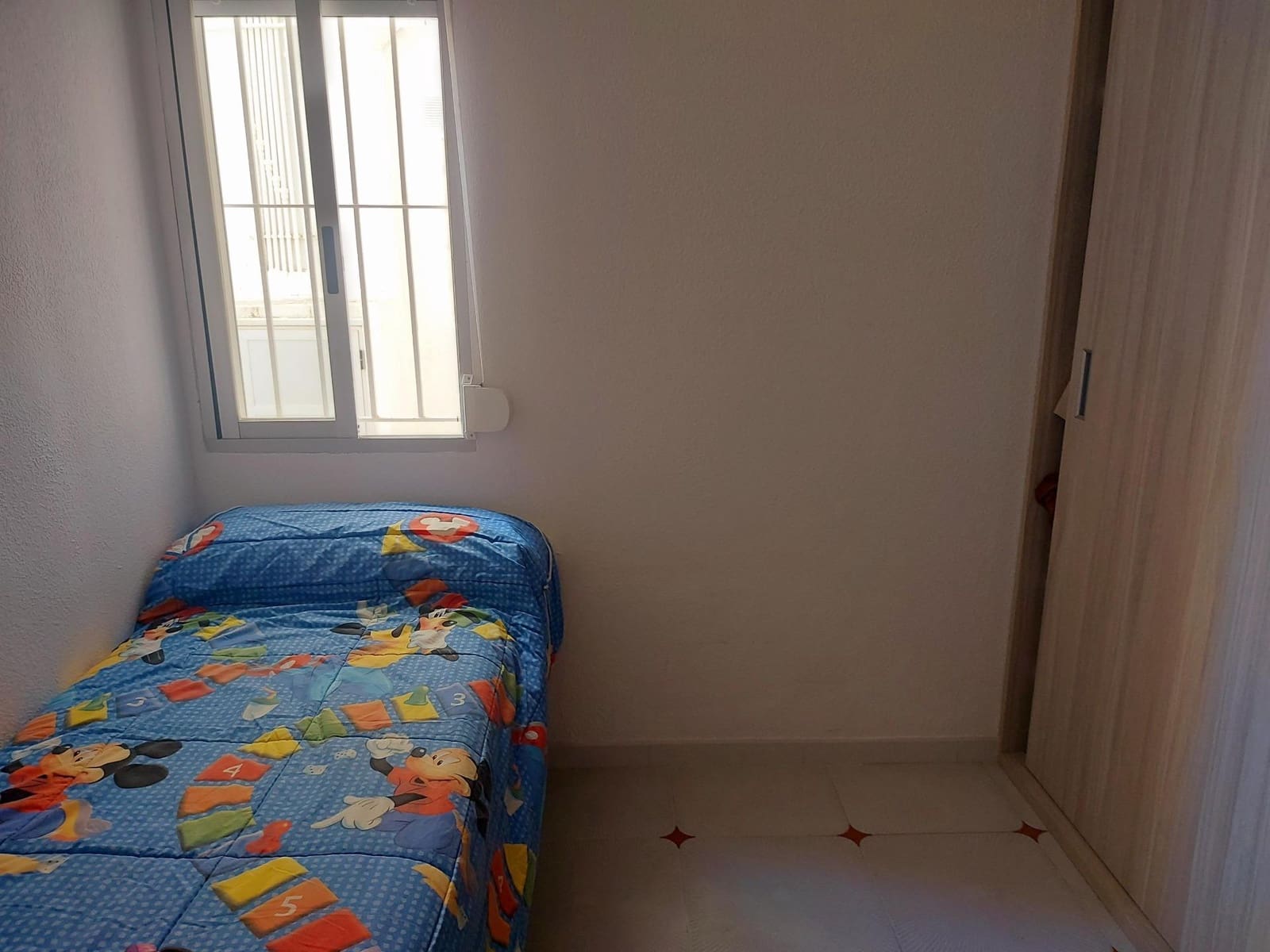 2 bedroom Apartment for holiday rental in Gandia - € 1,530 (Ref: 9843926)
