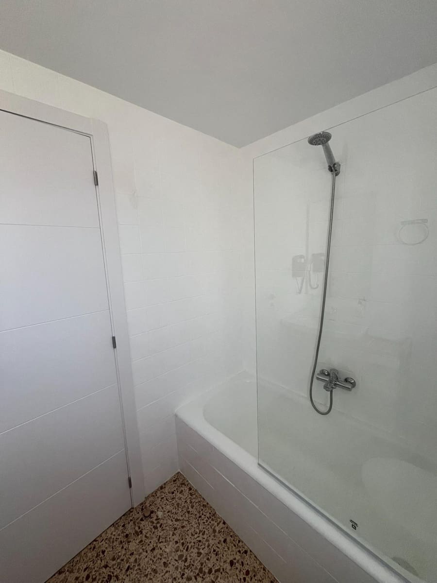 Apartamento de 3 habitaciones en Gandia en alquiler vacacional - 1.800 € (Ref: 9843927)