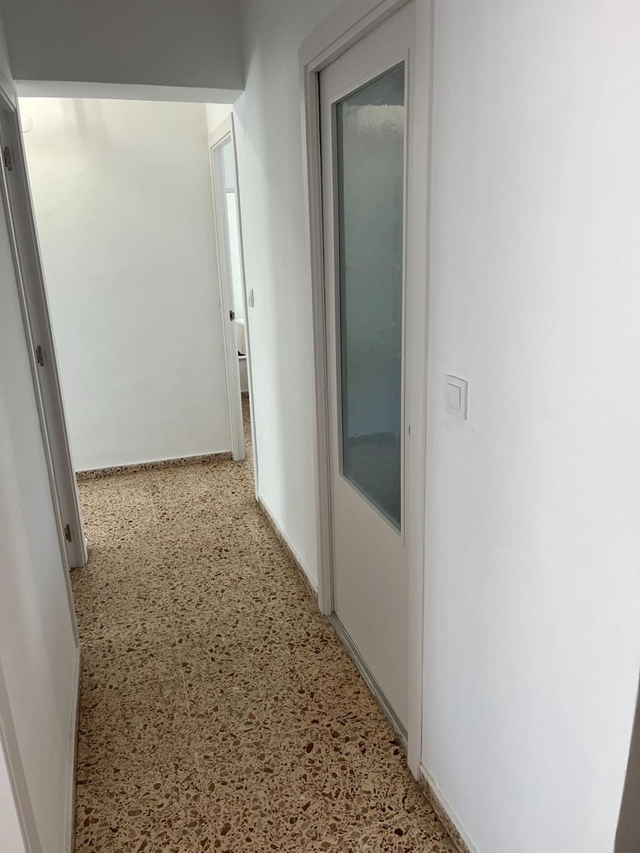Apartamento de 3 habitaciones en Gandia en alquiler vacacional - 1.800 € (Ref: 9843927)