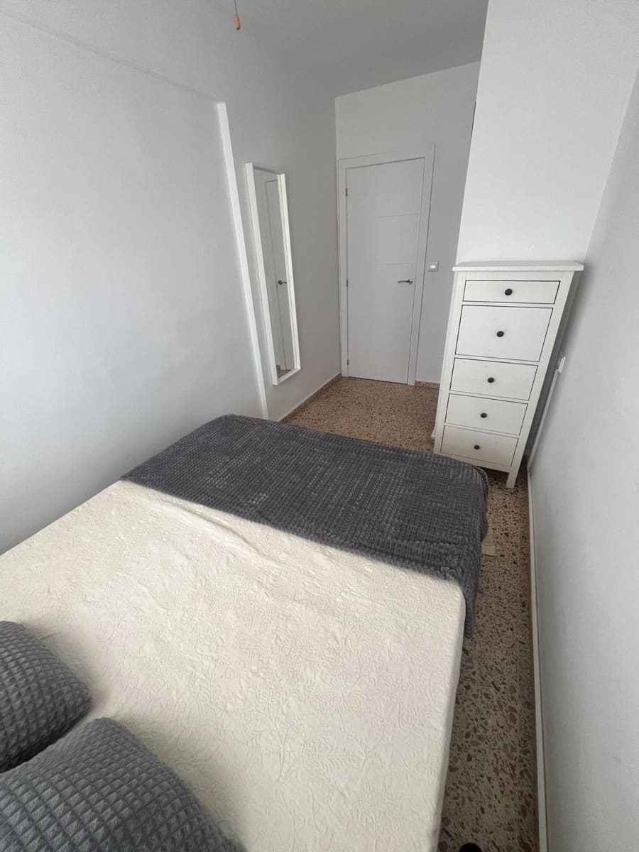 Apartamento de 3 habitaciones en Gandia en alquiler vacacional - 1.800 € (Ref: 9843927)