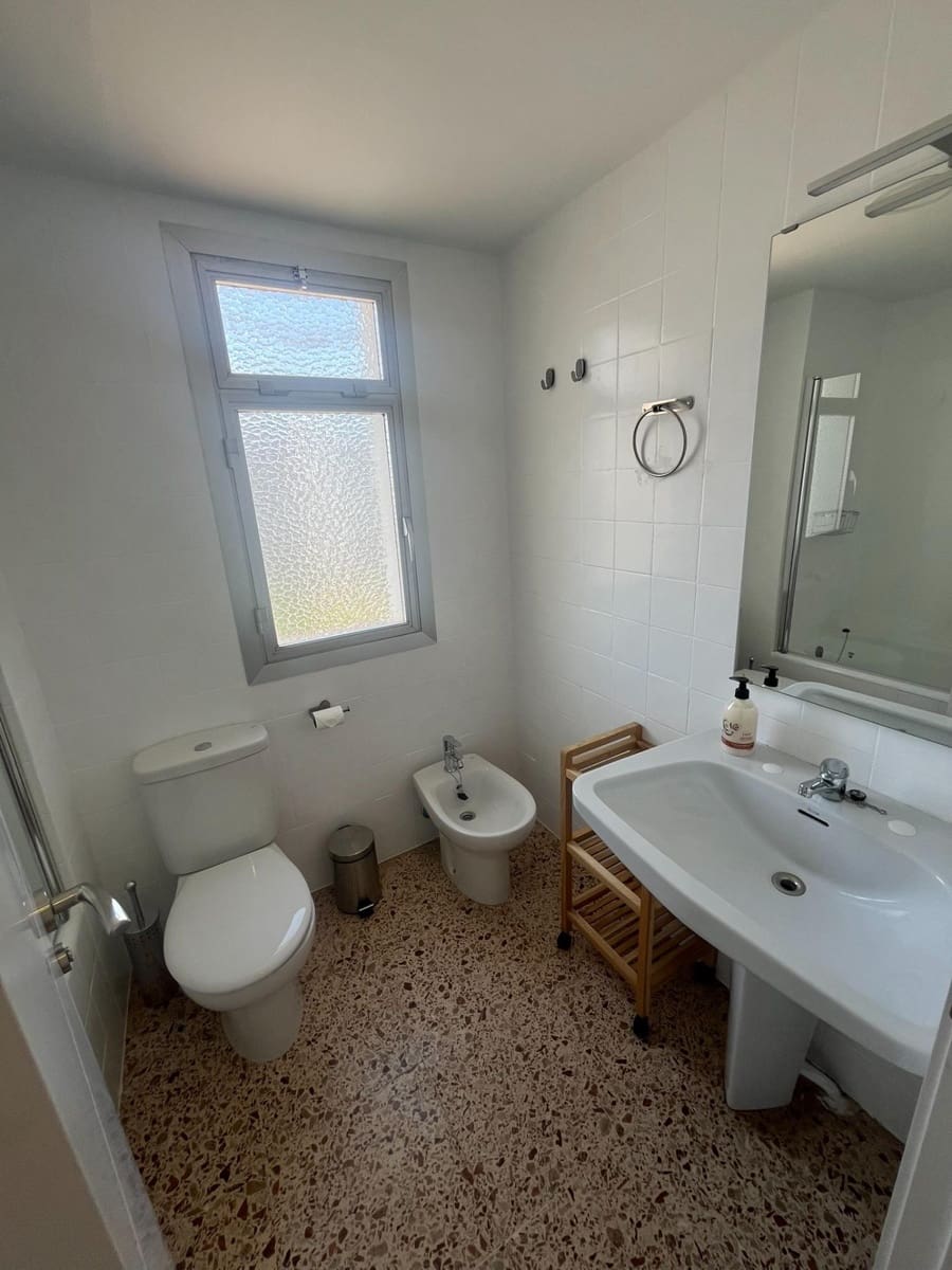 Apartamento de 3 habitaciones en Gandia en alquiler vacacional - 1.800 € (Ref: 9843927)