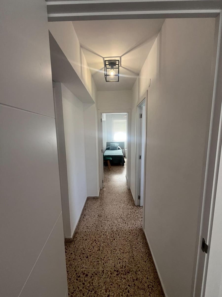 Apartamento de 3 habitaciones en Gandia en alquiler vacacional - 1.800 € (Ref: 9843927)
