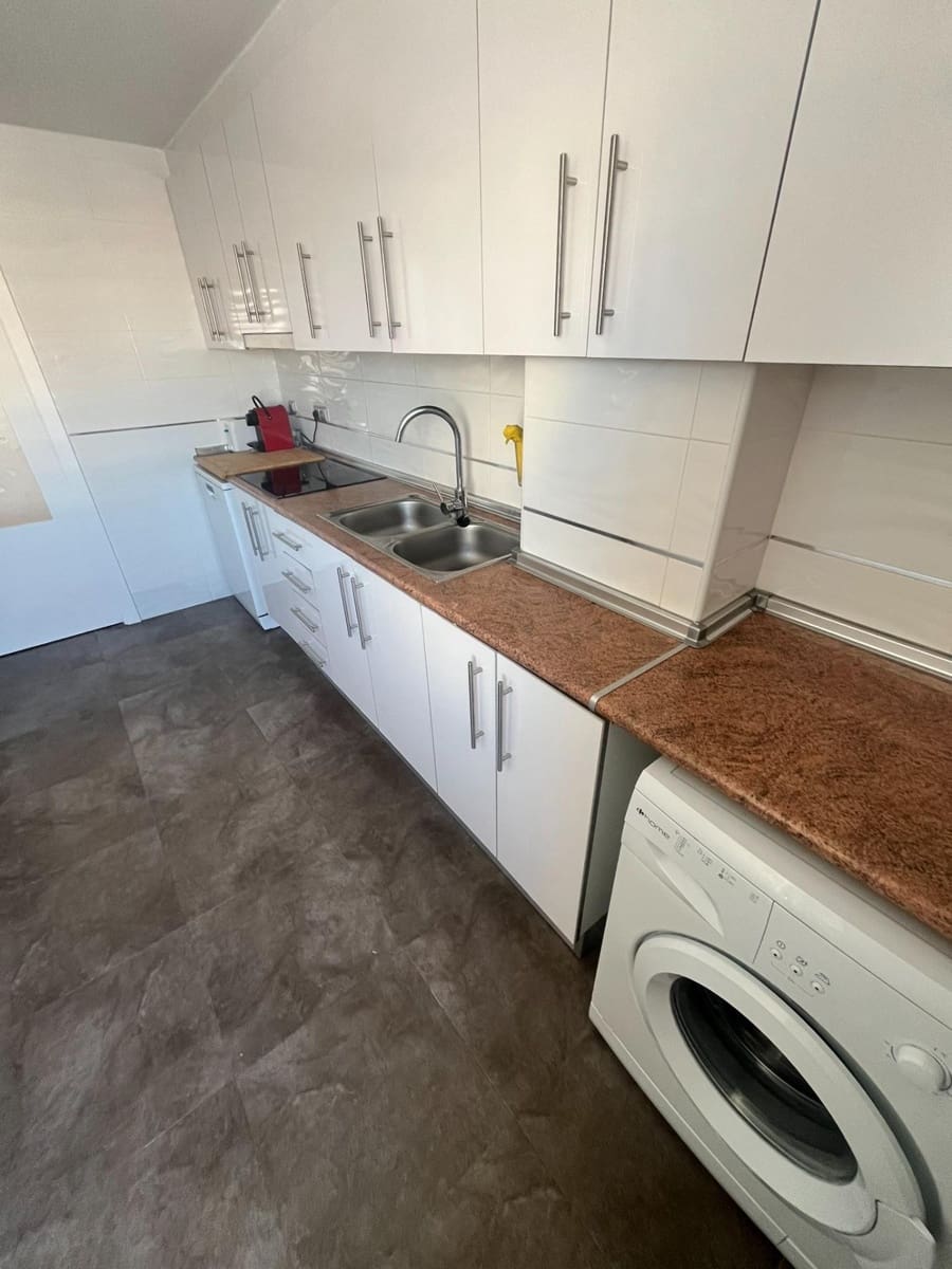 Apartamento de 3 habitaciones en Gandia en alquiler vacacional - 1.800 € (Ref: 9843927)