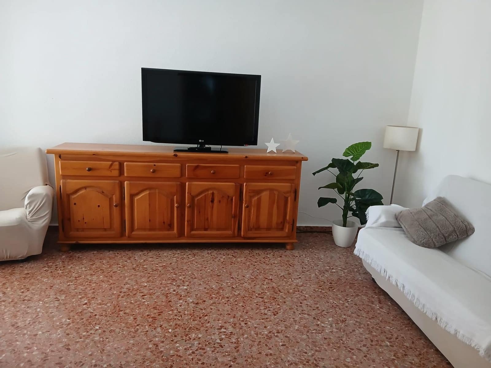 3 bedroom Apartment for holiday rental in Gandia with pool garage - € 1,100 (Ref: 9843929)