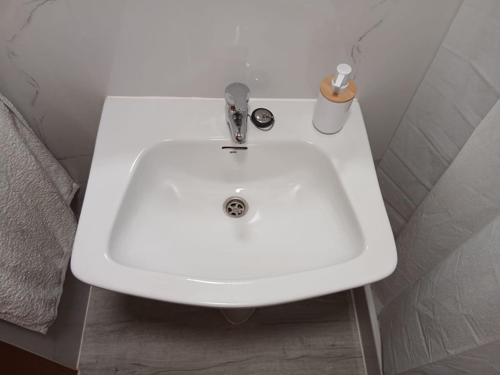 3 bedroom Apartment for holiday rental in Gandia with pool garage - € 1,100 (Ref: 9843929)