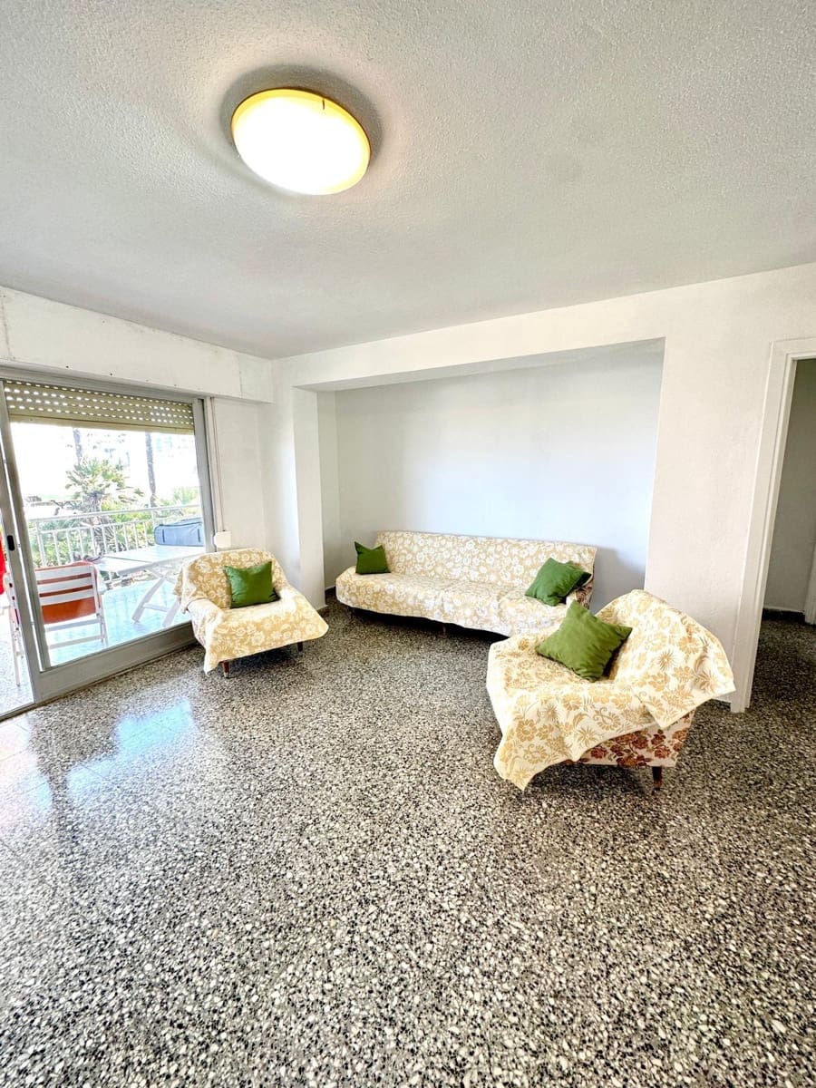 3 slaapkamer Appartement voor vakantieverhuur in Gandia - € 1.995 (Ref: 9843931)