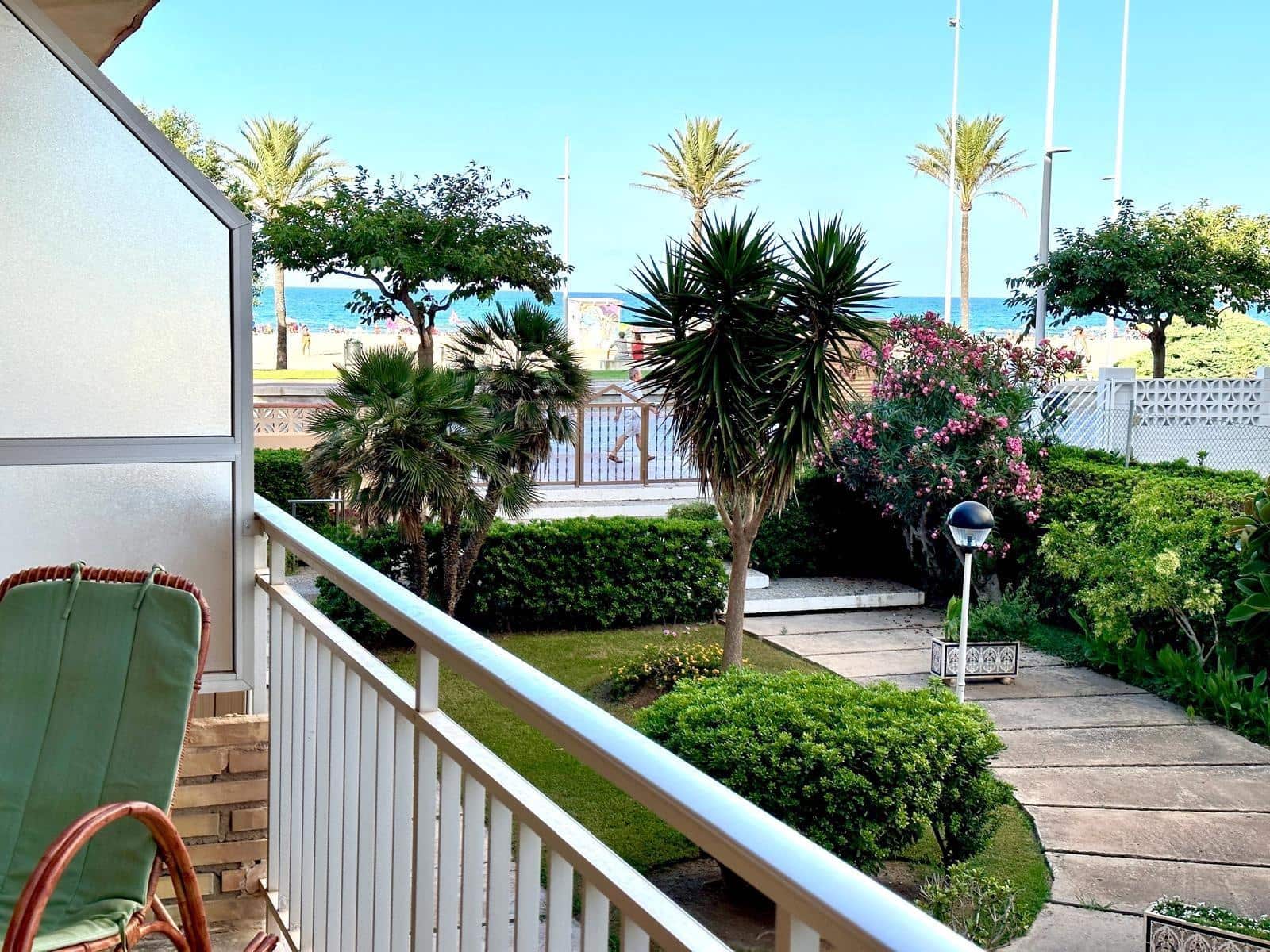 3 slaapkamer Appartement voor vakantieverhuur in Gandia - € 1.995 (Ref: 9843931)