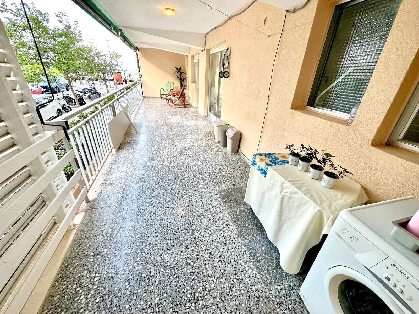 3 slaapkamer Appartement voor vakantieverhuur in Gandia - € 1.995 (Ref: 9843931)